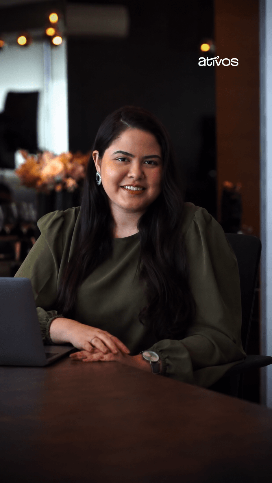 Laís Ferraz, Broker Ativos